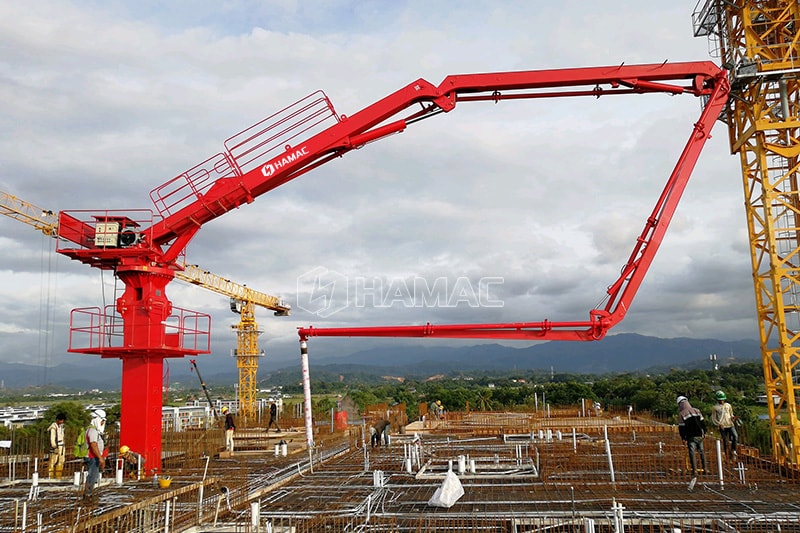 Torre distribuidora de hormigón autotrepante HGY33 en Chile