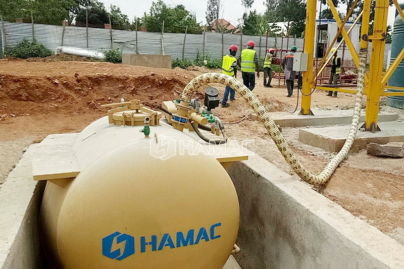 Horizontal pneumatic cement feeder to feed cement silo