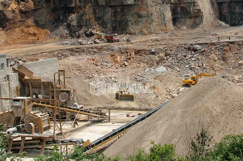 Jaw crusher and two units impact crusher work together