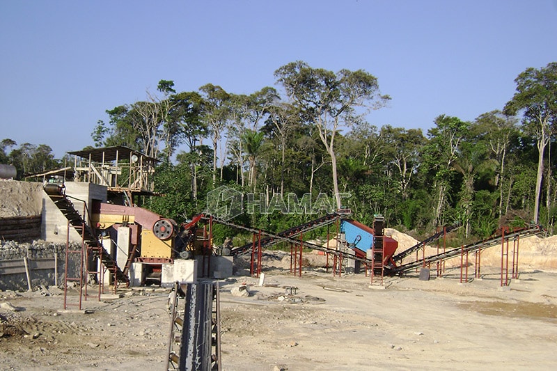 Planta estacionaria de trituración y cribado de 150-180 tph en Jamaica