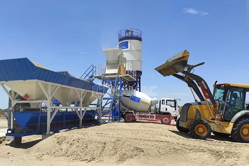 Planta de concreto estacionaria HZS35 funciona en Piura, Perú