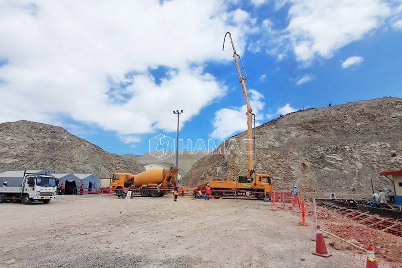 Camión bomba pluma de hormigón de 30 m en Arequipa, Perú