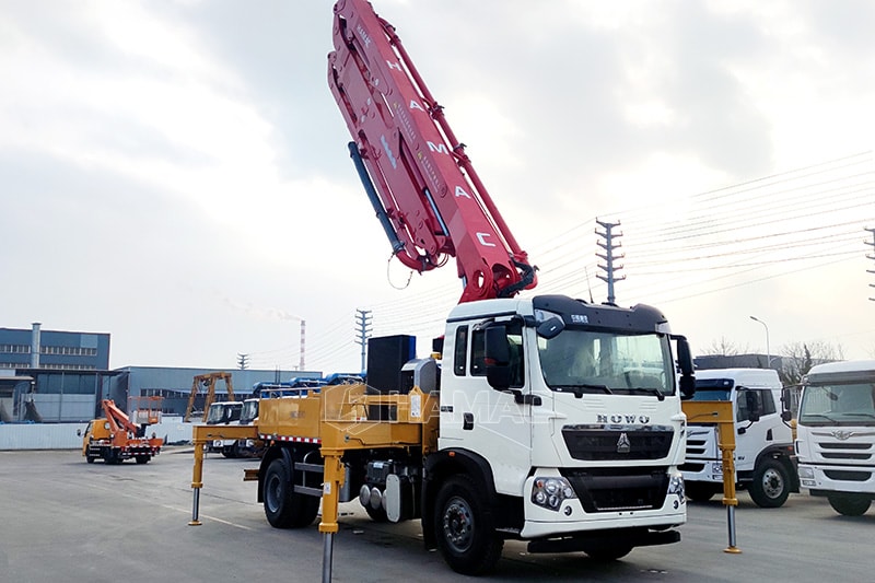30m truck mounted concrete boom pump to the Philippines